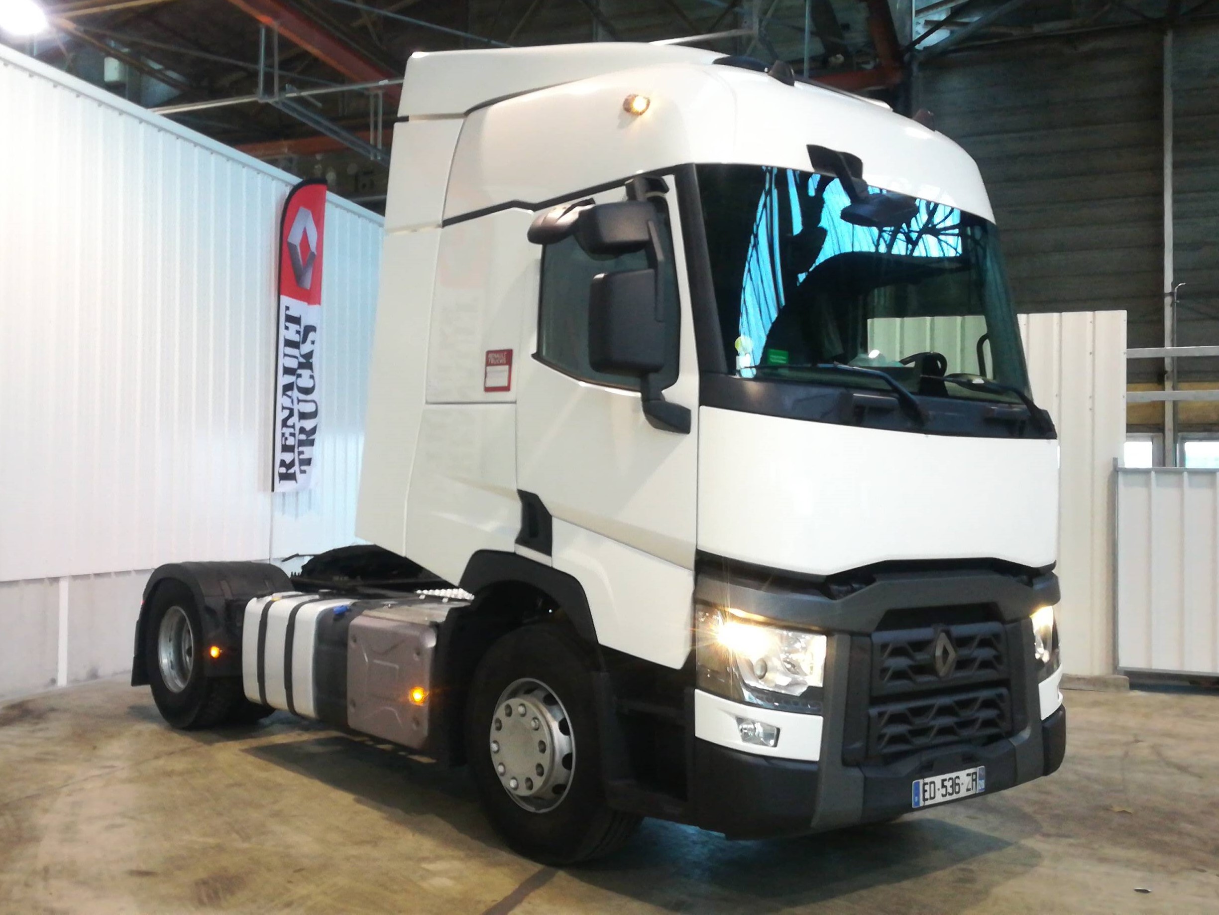 RENAULT T 460 11L