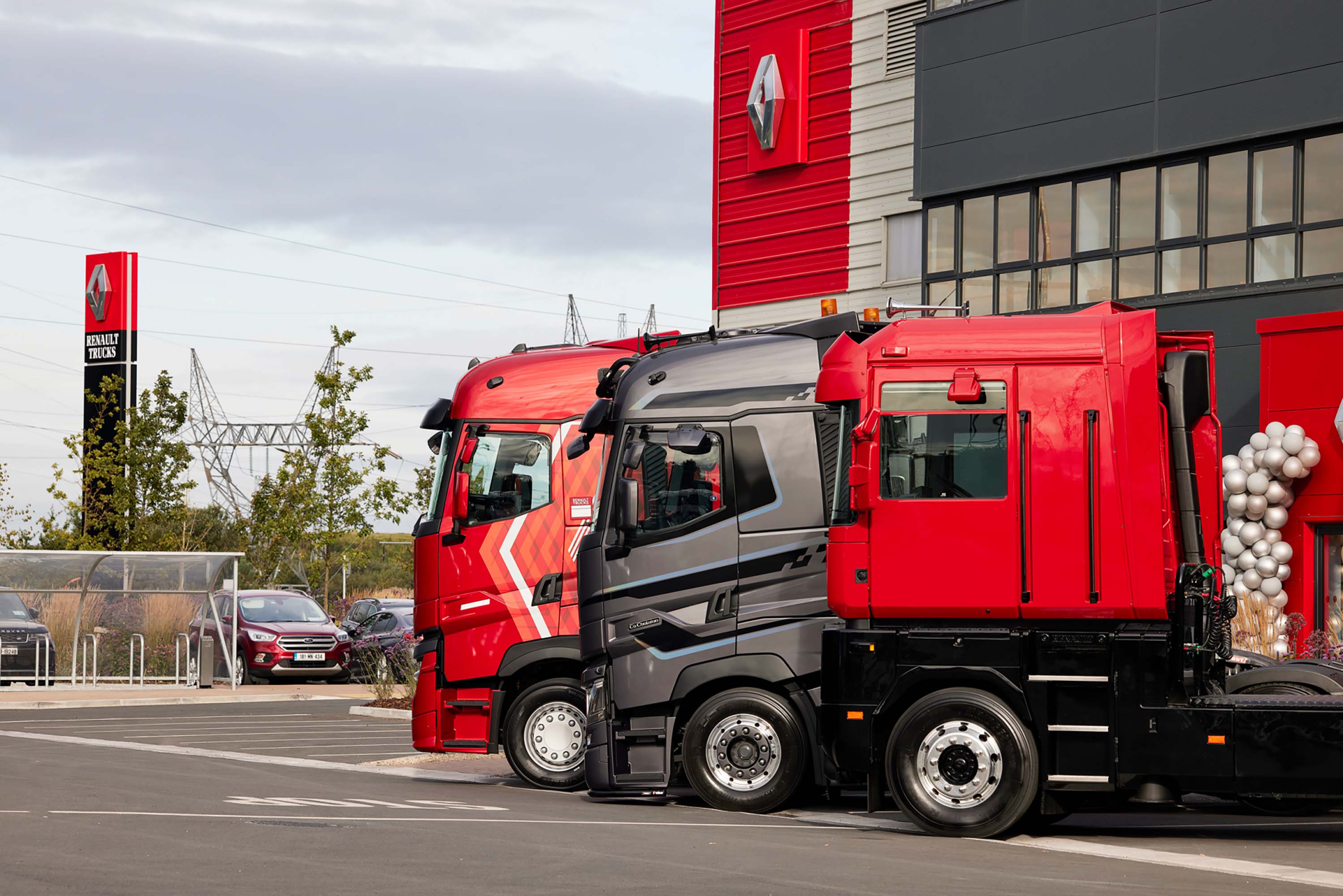 Les établissements Renault Trucks recrutent
