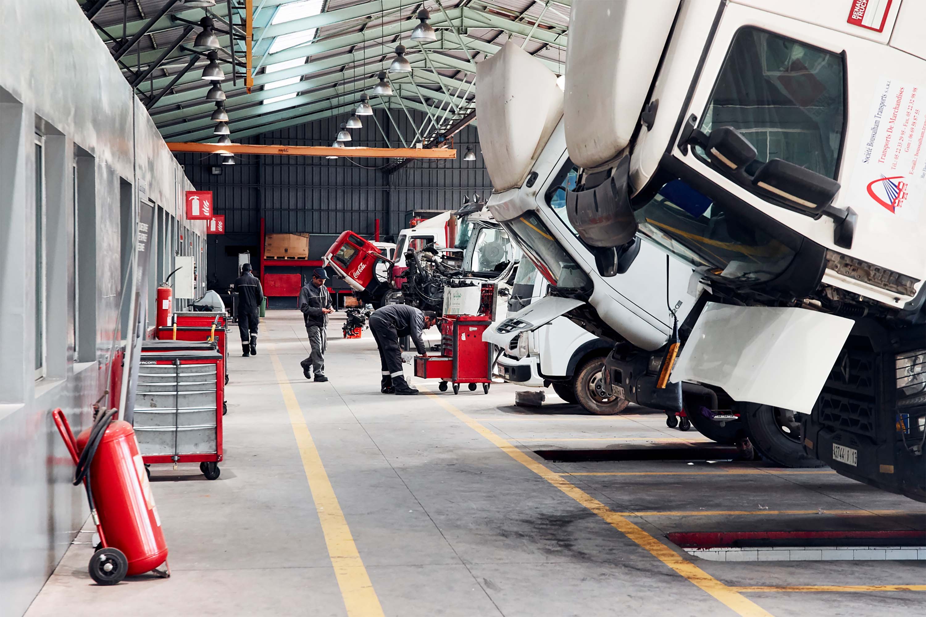 Les établissements Renault Trucks recrutent