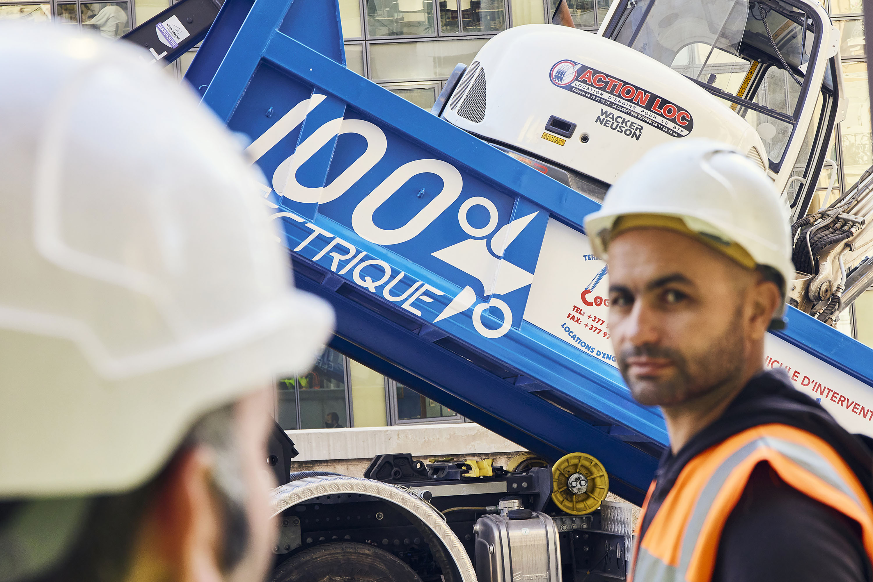 Depuis 2021, Cogebat exploite le 1er Renault Trucks E-Tech D Wide approche chantier 100 % électrique