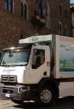 Renault Trucks D Wide Z.E. de 26 tonnes destiné à la collecte des déchets dans la capitale de la Toscane