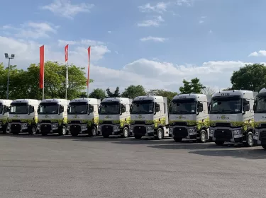 Transalog reçoit ses premiers Renault Trucks T High B100