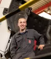 Emilien, technicien Véhicules industriels chez Dubreu