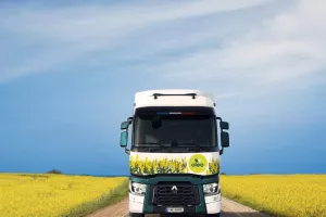 B100