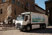 Renault Trucks D Wide Z.E. de 26 tonnes destiné à la collecte des déchets dans la capitale de la Toscane