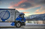 Un camion et un utilitaire 100 % électriques Renault Trucks E-Tech reviennent d’une expédition au Cap Nord
