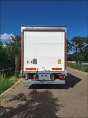 FOURGON MESSAGERIE RENAULT TRUCKS