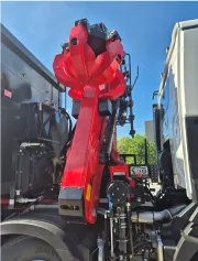 BRAS-GRUE HIAB SUR RENAULT TRUCKS