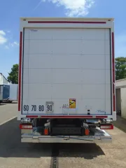 FOURGON SUR RENAULT TRUCKS
