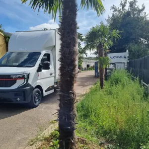 FOURGON MESSAGERIE RENAULT TRUCKS