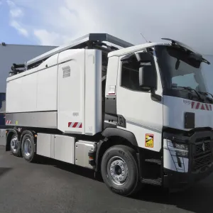 HYDROCUREUSE SUR RENAULT TRUCKS