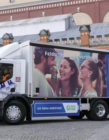 renault-trucks-d-wide-zecarlsberg