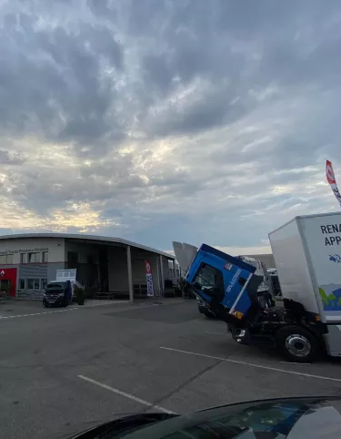 Vitrolles : votre établissement Renault Trucks Provence