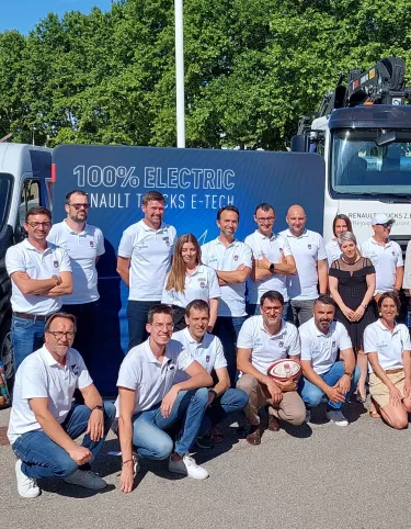 Le village E tech 100% électrique par Renault Trucks Grand Lyon