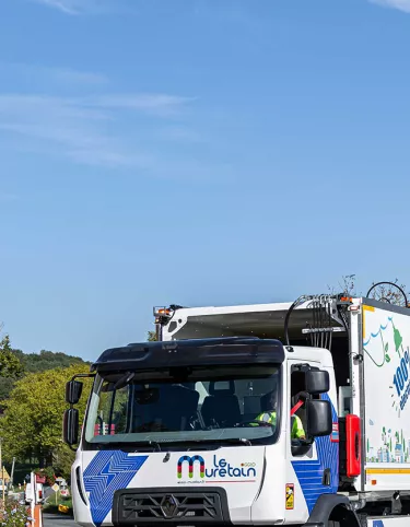 Camion poubelle Renault Trucks E-Tech D Wide, première BOM 100