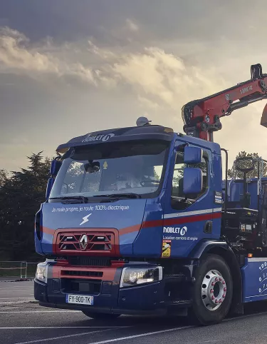 Groupe Noblet : le premier Renault Trucks E-Tech D Wide 100 % électrique approche chantier