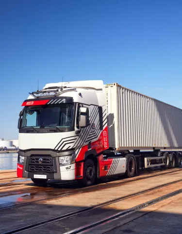 Renault Trucks T Red