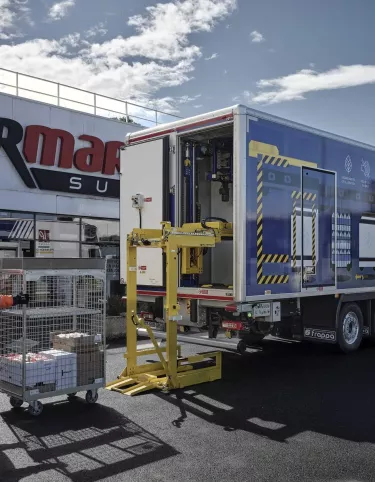 Urban Logistics 3/4 back