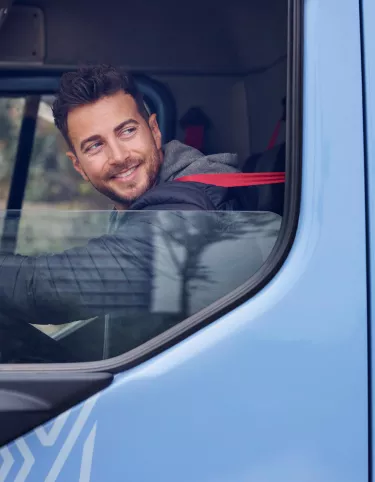 Renault Trucks E-Tech D : conducteur au volant