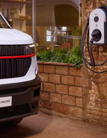 Renault Trucks E-Tech Master charging spot