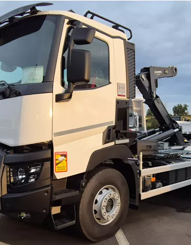 C P6X4 OFF ROAD 13L E6 