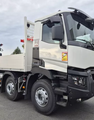 Plateau – Grue FASSI