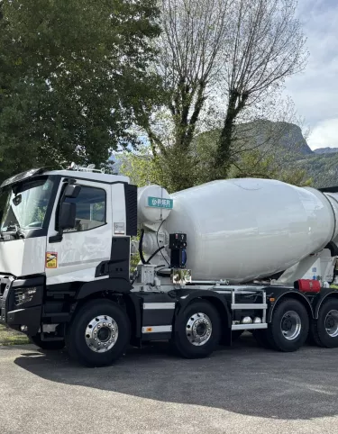 C  P8X4 OFF ROAD 11L E6 IMER