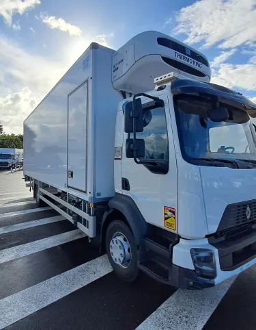 VEHICULE FRIGO SUR CHASSIS RENAULT TRUCKS