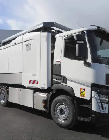 HYDROCUREUSE SUR RENAULT TRUCKS