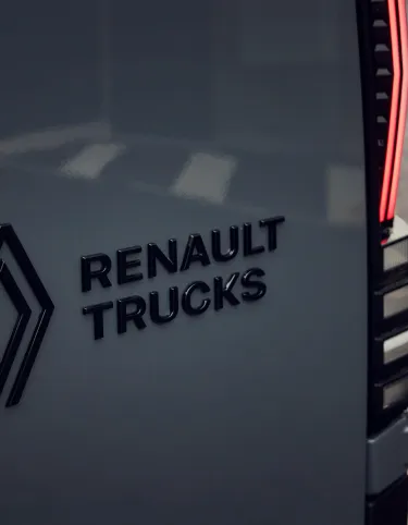 Reveal E-Tech Renault Trucks trafic
